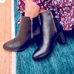 Sarah Flint perfect zip bootie 70